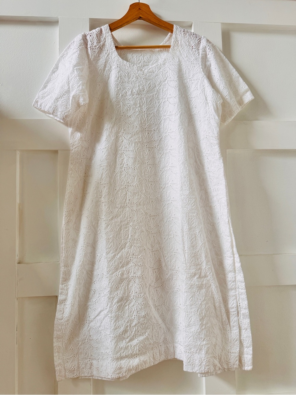 Vintage White Cotton Eyelet Dress Broderie Anglaise Shift Coastal Tunic M/L⁠